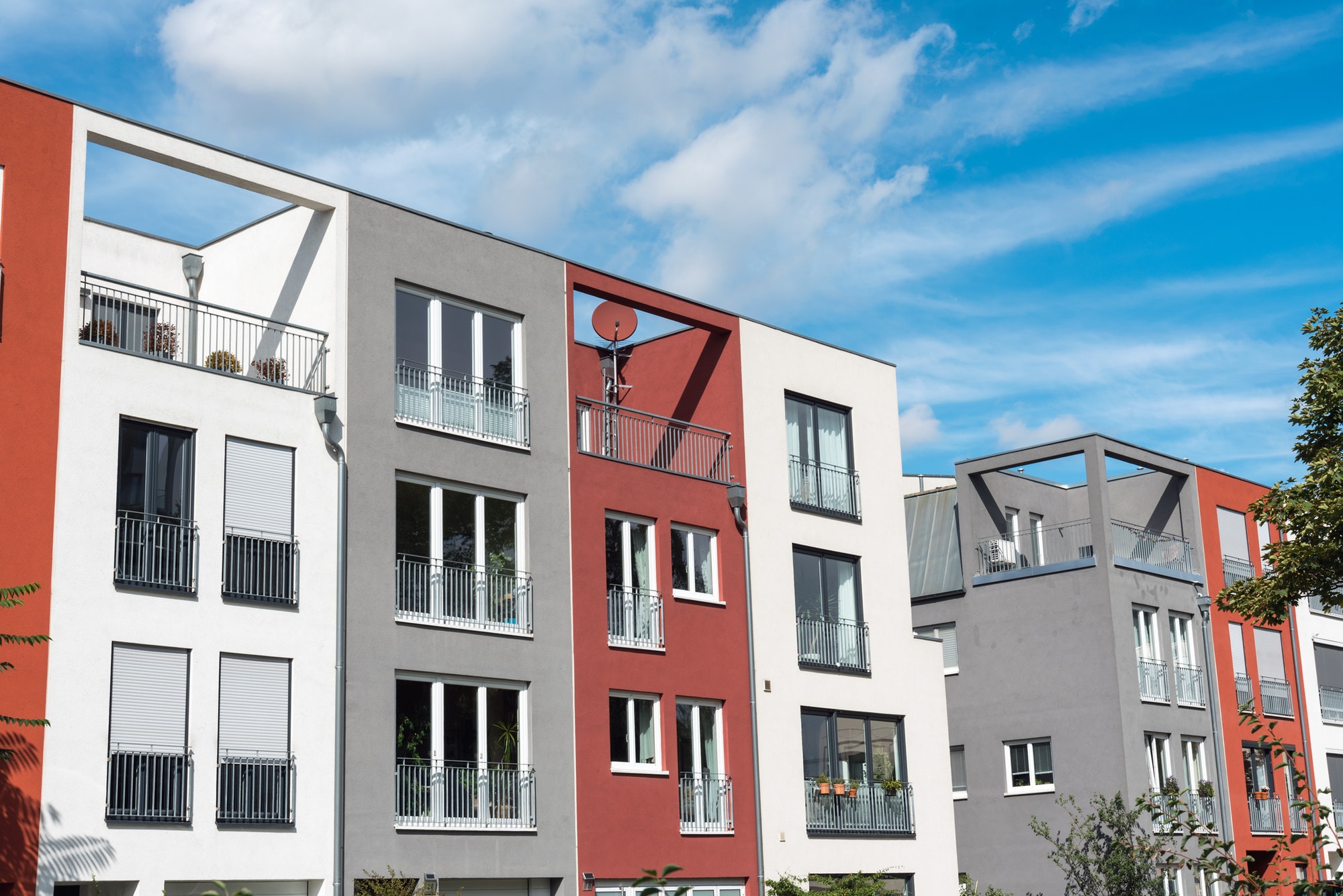 Modern serial townhouses in Berlin